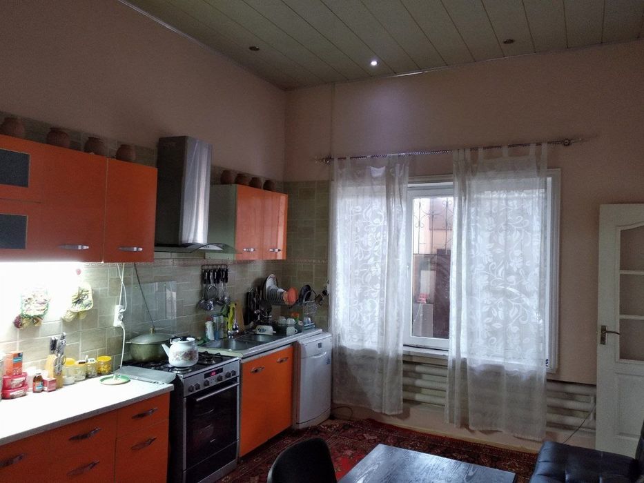 Сотилади Дом Мирабад Махаля Тонг Юлдузи 2,7 сотки Фасад 20м ор. ГАИ