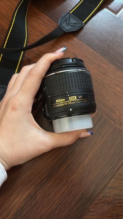 Nikon D3200 cu obiectiv
