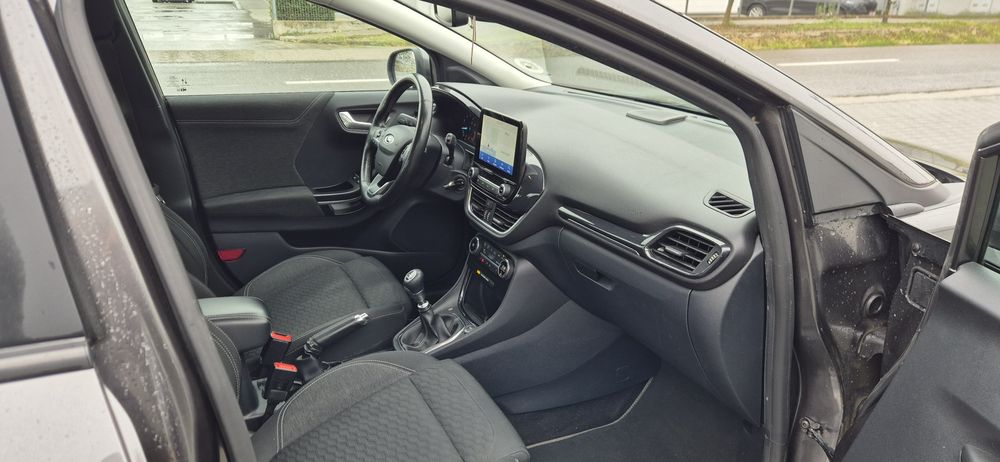 Ford Puma - Titanium - Hybrid - Unic propietar