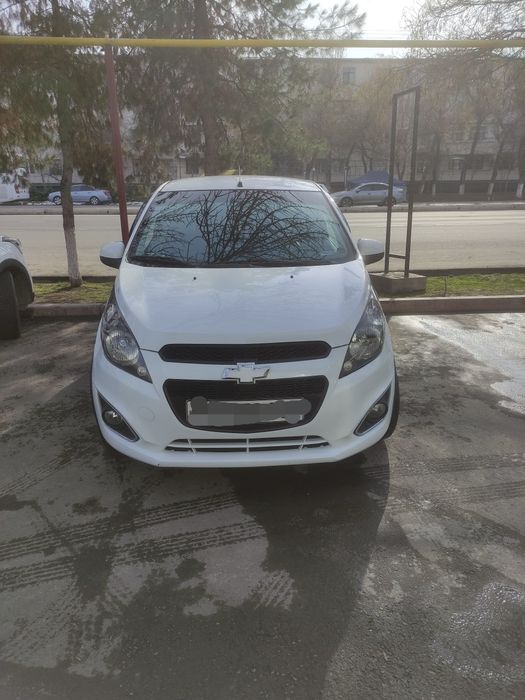 Продаю свою машину Спарк 2013 год