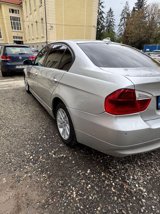 Bmw seria 3 e90 2.0 diesel.