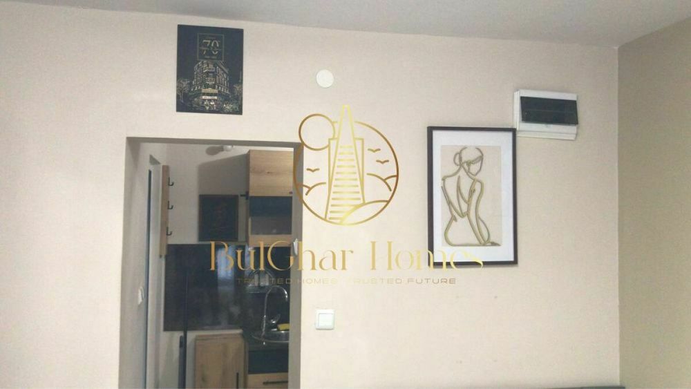 Дава се под наем Едностаен апартамент в Варна, Спортна зала - 30 кв.м за 348.84 € - Снимка #1