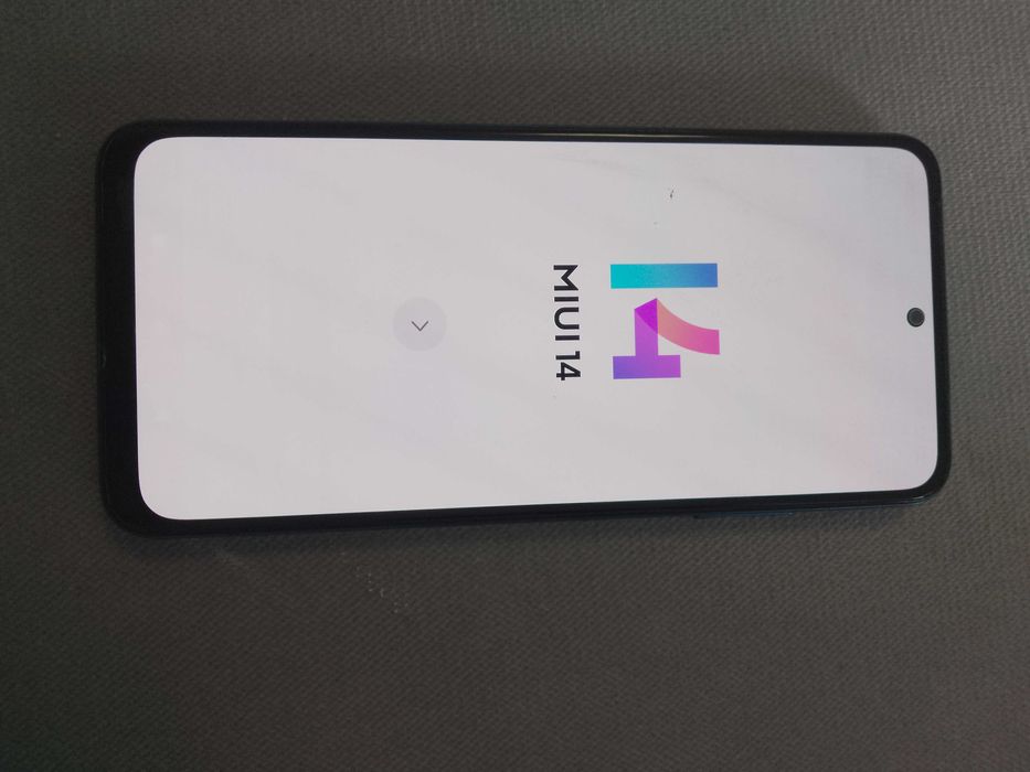Vând telefoane mai multe modele