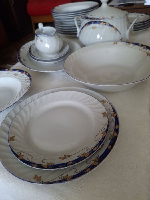 Порцеланов сервиз за хранене 24 части