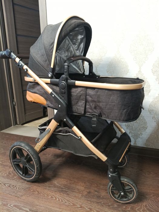 Коляска прогулочная 3в1