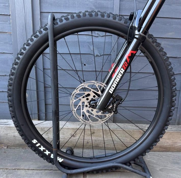 GT Sensor Carbon Elite /29/ 2024 Size L