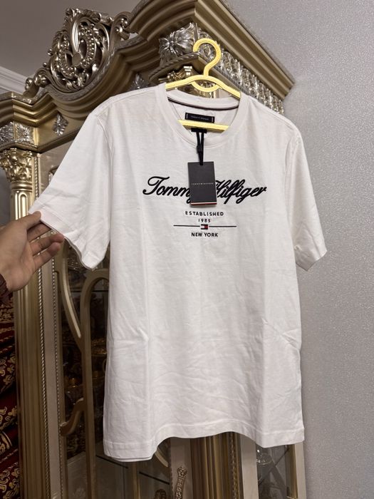 СРОЧНО ПО НИЗКОЙ ЦЕНЕ!!! Оригинал футболка от Tommy Hilfiger