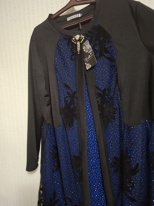 Продам новое нарядное платье