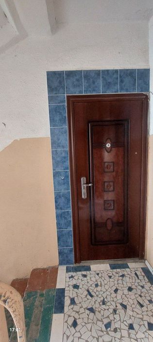 Сергели 7 да 3 хонали квартира сотилади Срочна