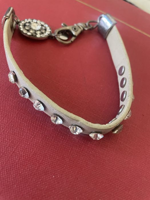 Zgardă interesantă