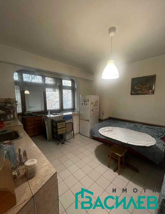 Продава се Тристаен апартамент в София, Център - 65 кв.м за 1177 €/кв.м - Снимка #4