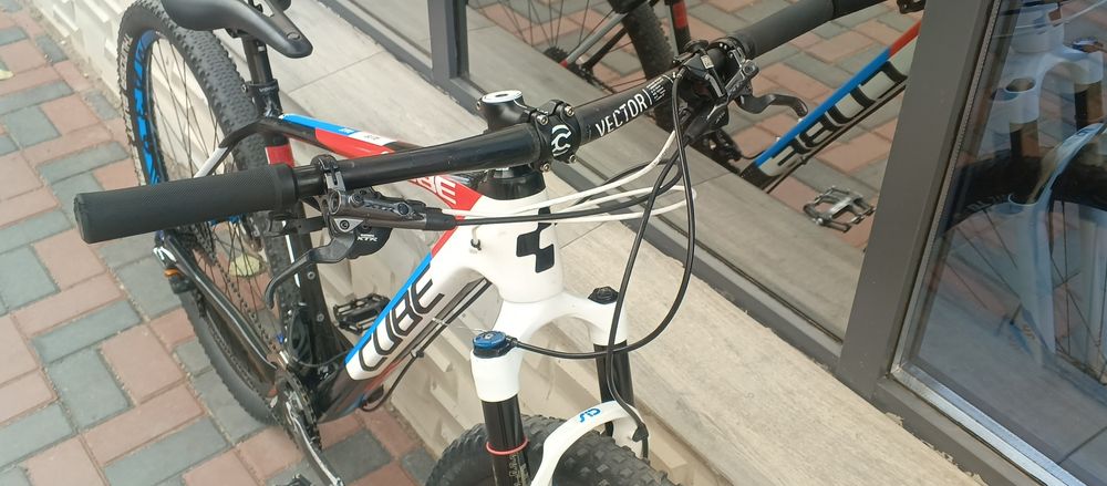 Велосипед cube elite race c68