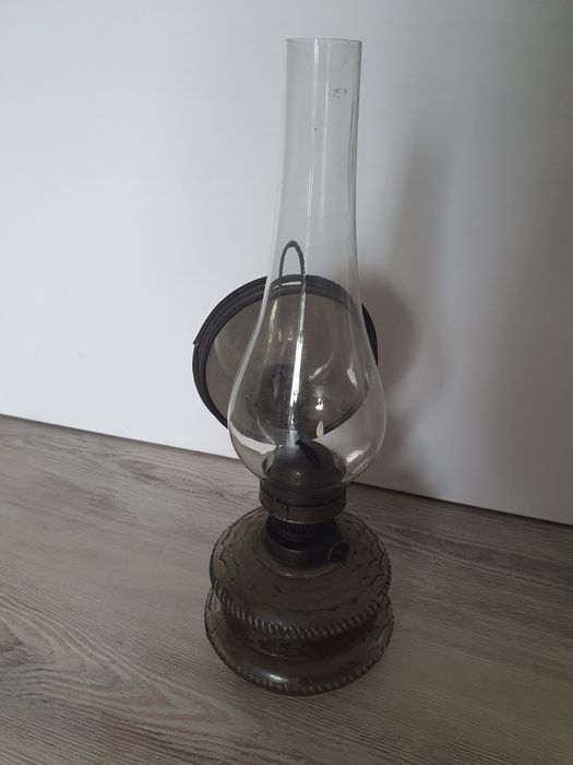 Lampă cu petrol lampant