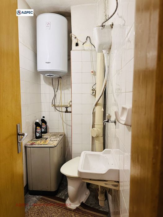 Продава се Тристаен апартамент в Плевен, Идеален център - 107 кв.м за 1449 €/кв.м - Снимка #7