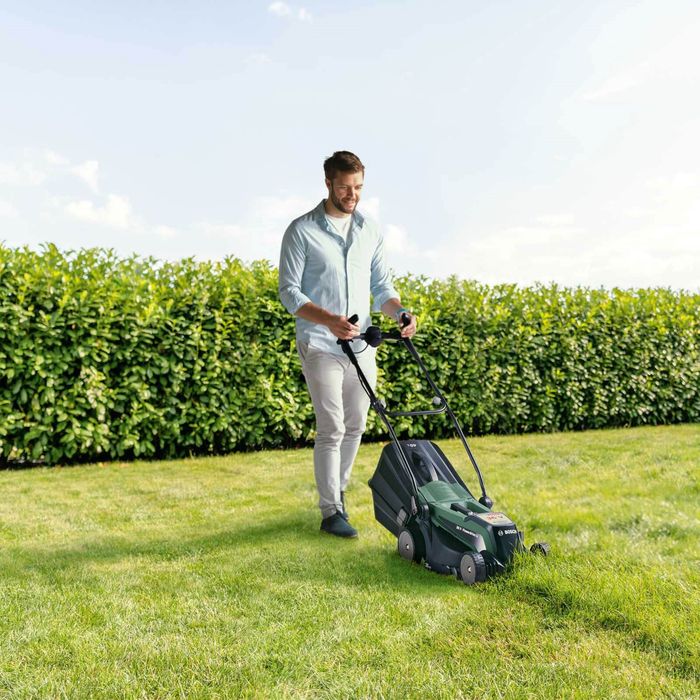 Газонокосилка аккумуляторная BOSCH Easy Rotak 36-550
Газонокосилка акк