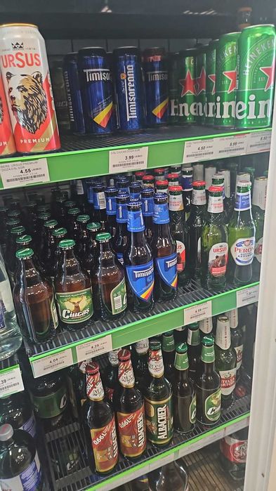 Vand lant vitrine frigorifice albe 9m cu agregatul scos afara