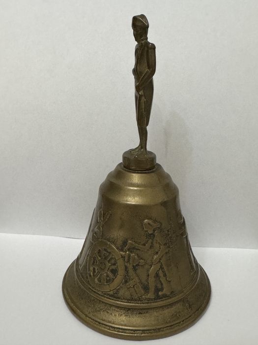 Clopot vechi, din bronz. Napoleon Franta
