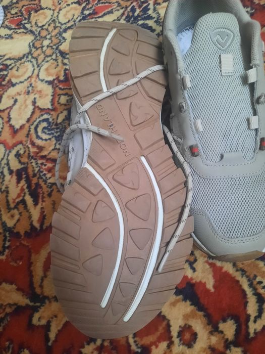 Кроссовки мужские