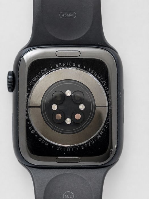 apple watch series 8 45mm. barely used.