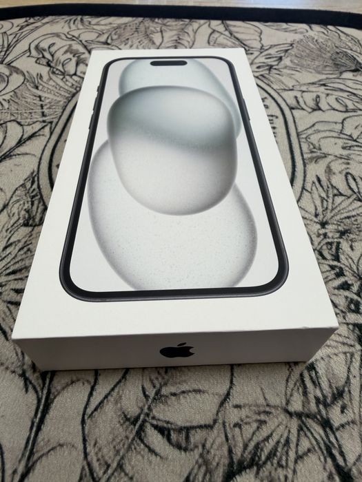 iPhone 15 128gb - чисто нов с гаранция