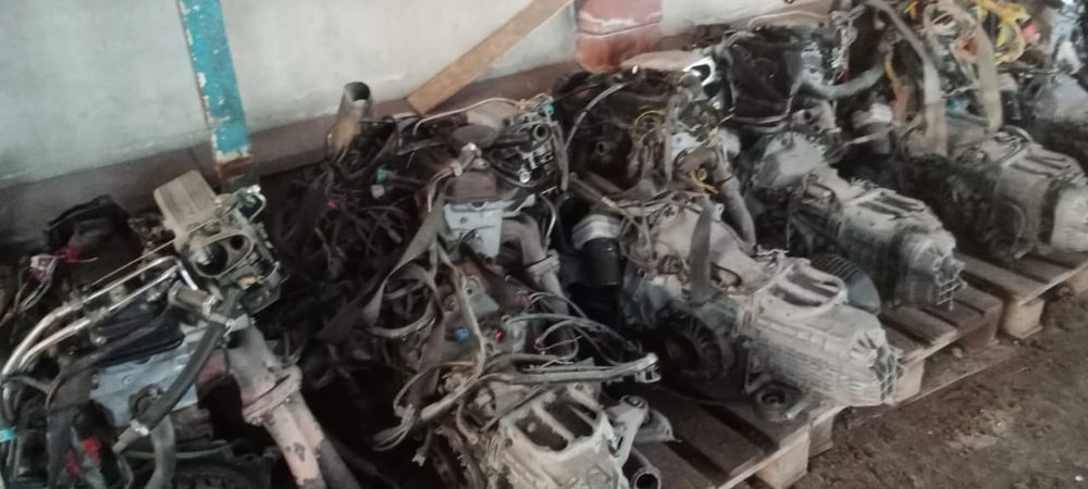 Авто разбор Ауди с4 Мерседес 124.