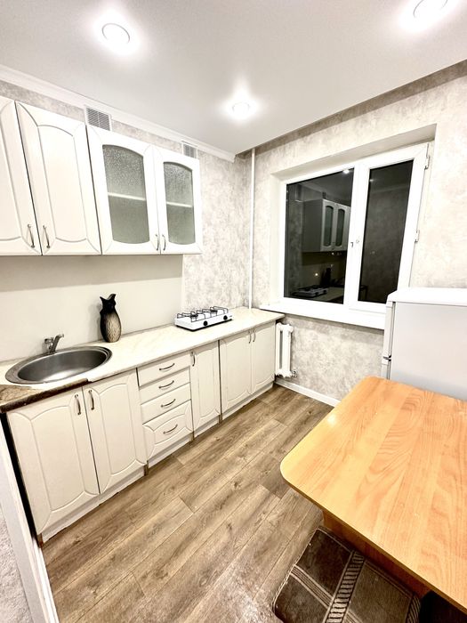 Продается 2 комн кв около Центрального рынка