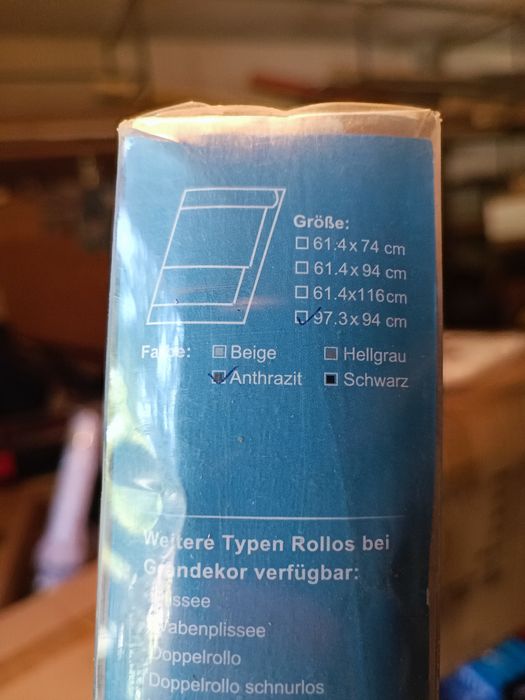 Затъмняваща ролетна щора за покривни прозорци VELUX