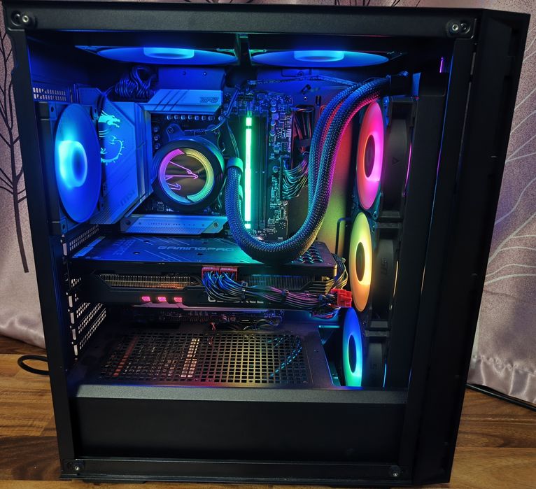 Ryzen9 9900x/32gb ddr5/RTX3070 ti/512gb ssd/MSI MPG b650 edge WI-FI/