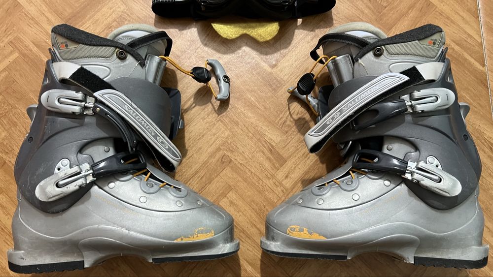 Горнолыжные ботинки Salomon