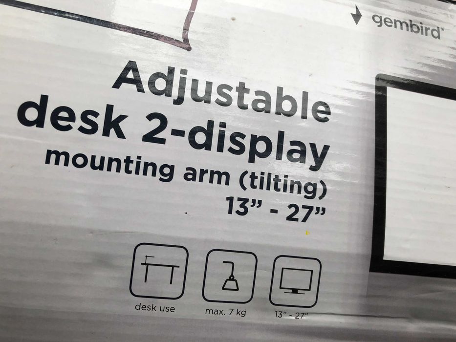 Dell P2414Hb - 2 монитора закачени на една регулируема стойка