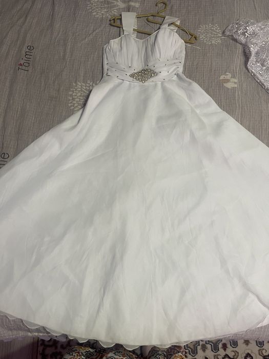 Продам свадебное платье б/у