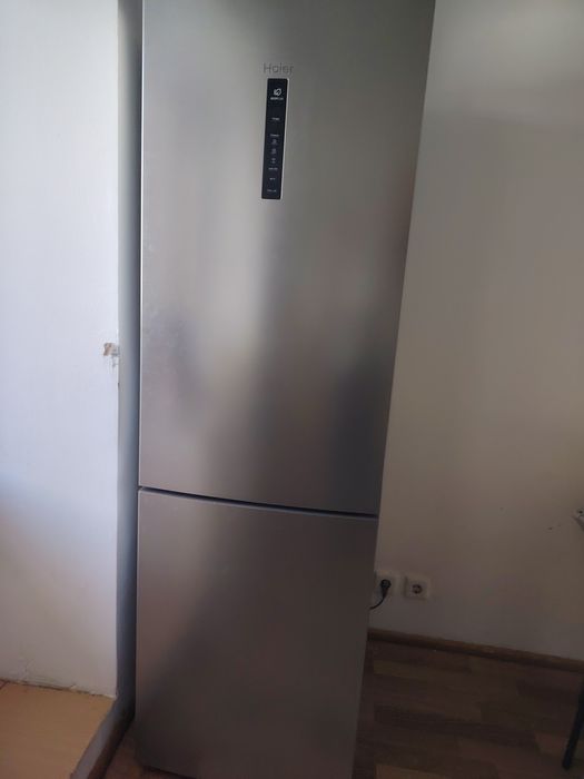 Срочно продам холодильник Haier