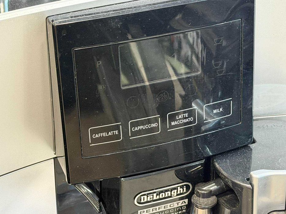 Кафеавтомат DeLonghi Perfecta Graphic Touch