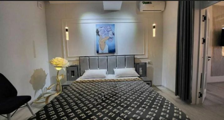 Чилонзор тумани, Пахтакор метро ёнида 2 хонали квартира