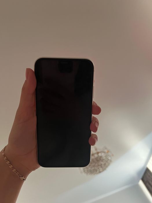 Продам iphone Xr