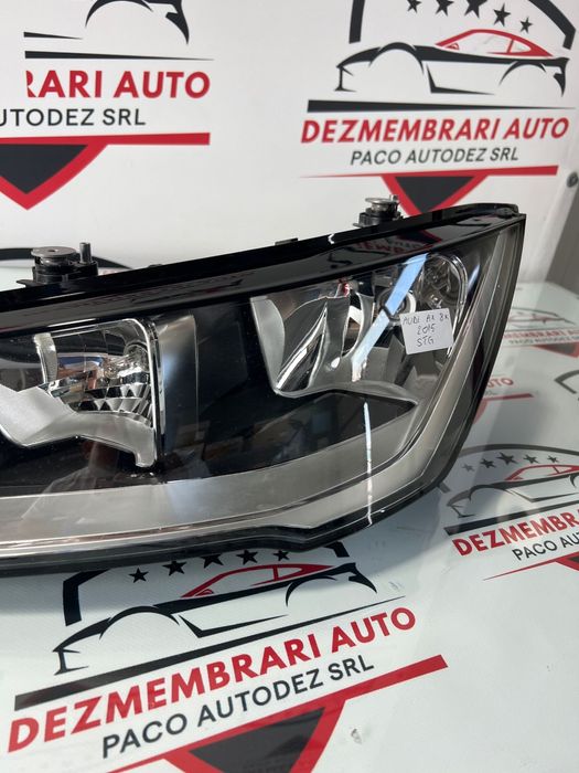 Far Stanga OEM Audi A1 8X 2010-2018