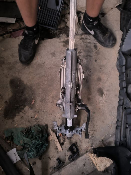 Кормилна колона Бмв е87 120д 118д n47 143кс 177кс bmw e87 e81 e82