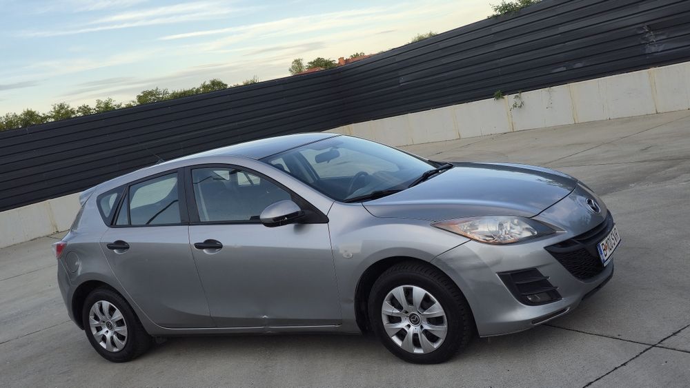 MAZDA 3 2011 — imagine 2
