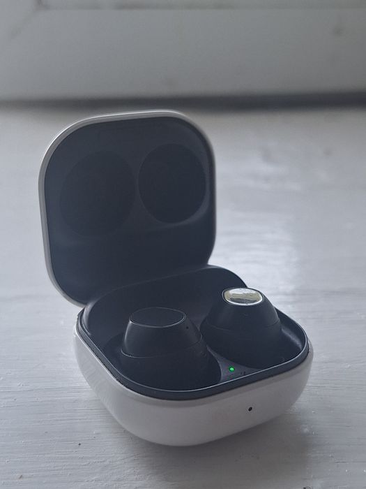 наушники Galaxy Buds FE