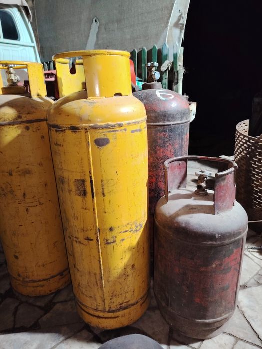 Баллон электродвигатель верстак тиски прицеп инструменты