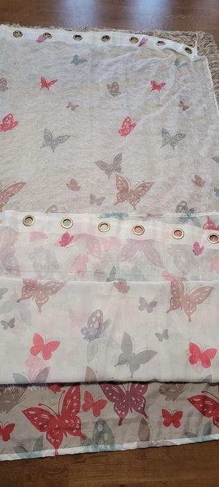 Perdele camera fetita