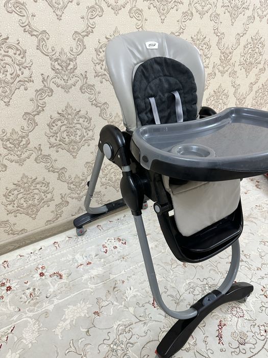 Стол для кормления ребенка