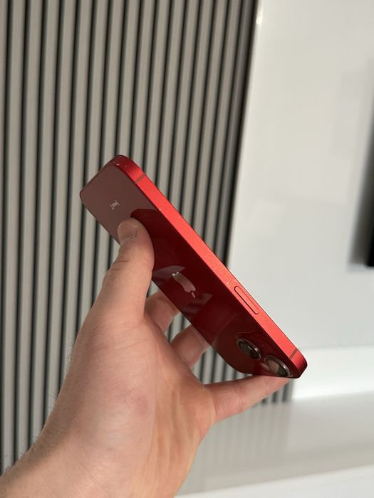 iPhone 13 Roșu 128 GB