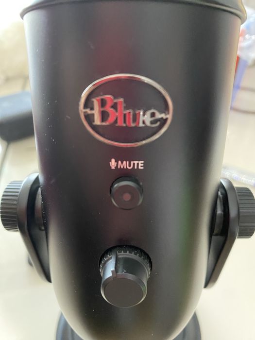 Microfon Blue Yeti