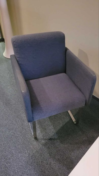 Промоция на офис столове, канапета и маси