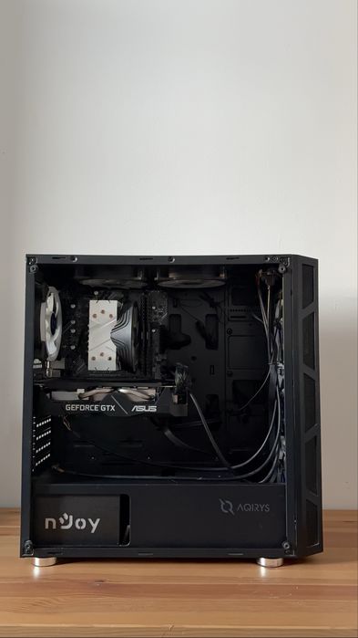 PC Gaming GTX 1660 SUPER / Intel i5-10400F