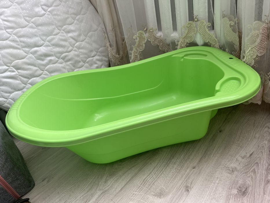 Продам детский тазик для купания , цена 2000