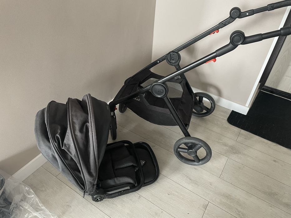 Коляска Anex IQ 3 в 1 (люлька + прогулка + багги)
