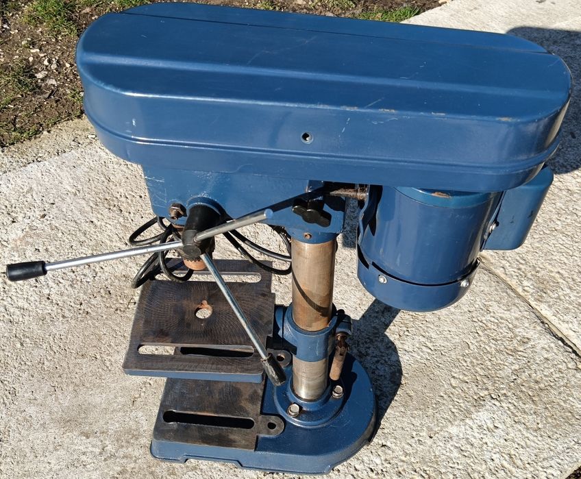 Bormașina de banc, cu coloană, motor 350W