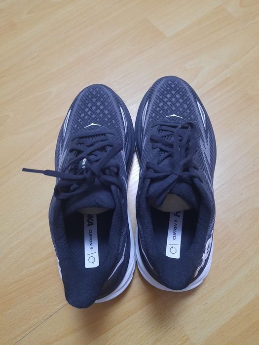 Adidași Hoka noi